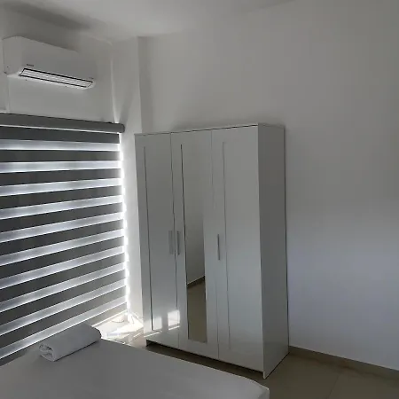 2 Bedroom In Center! 12 * Nikósie